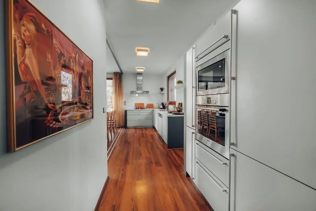 פראג Marvel 2Bd Apartment In Modern Villa With Cozy Terrace